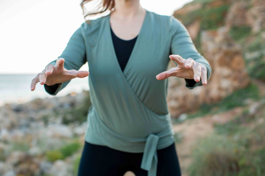 Nahaufnahme Qigong - Qigong Fotogshooting - Personal Branding Fotos für Coaches